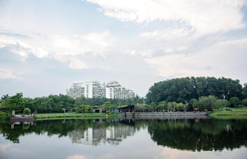 Flamingo Dai Lai Resort - By Bay Luxury Vinh Yen Exterior foto